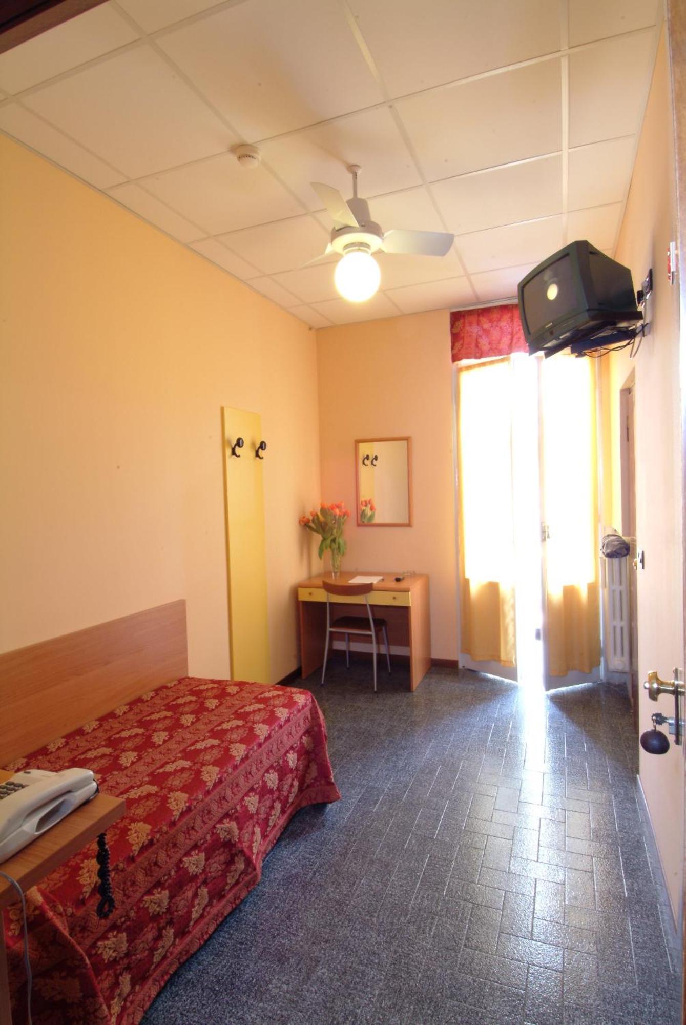 Hotel San Geminiano Modena Bilik gambar