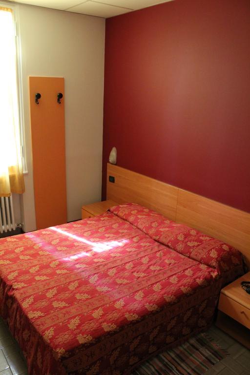 Hotel San Geminiano Modena Luaran gambar