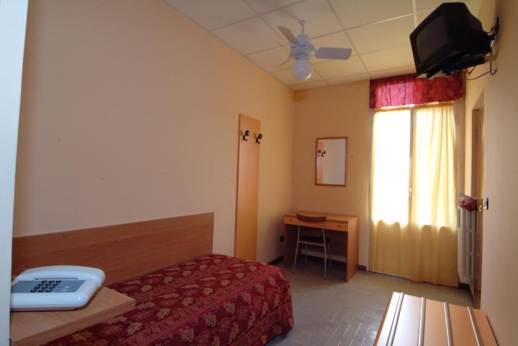 Hotel San Geminiano Modena Luaran gambar